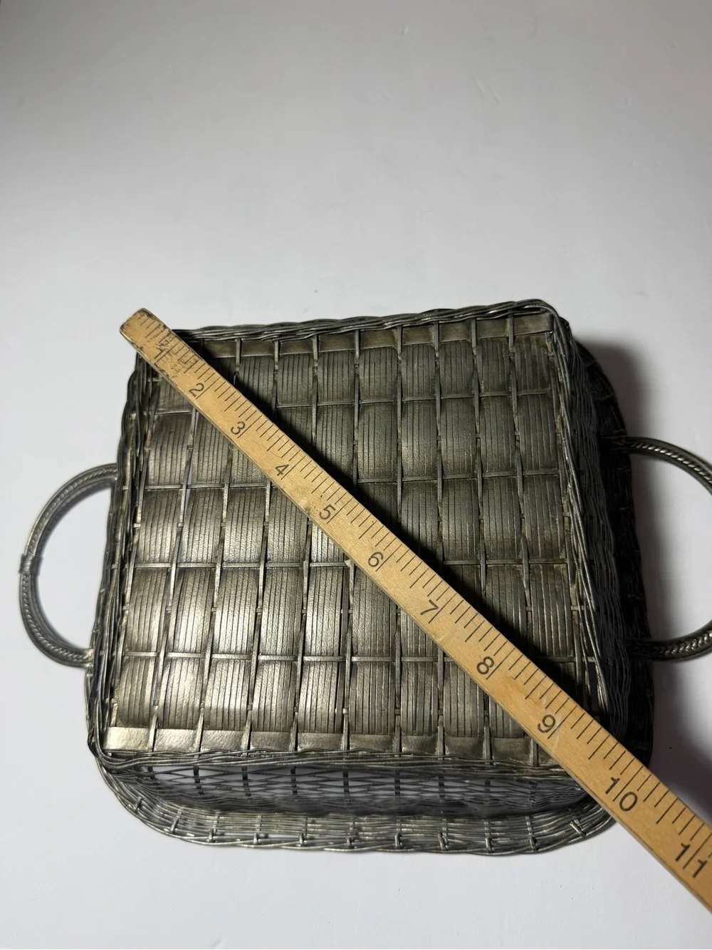 Metalware Mesh Double-Handled Decorative Basket 12” Overall 10” Base